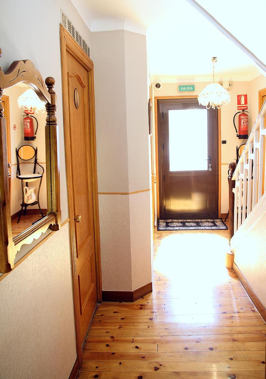 Hostal Fonda Prat Пучсарда Екстер'єр фото